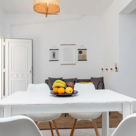 Manouk's Two Bedroom Naxos City