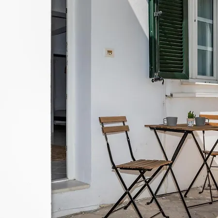 Manouk's Two Bedroom Naxos City