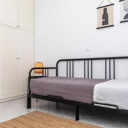 Manouk's Two Bedroom Apartment Naxos City